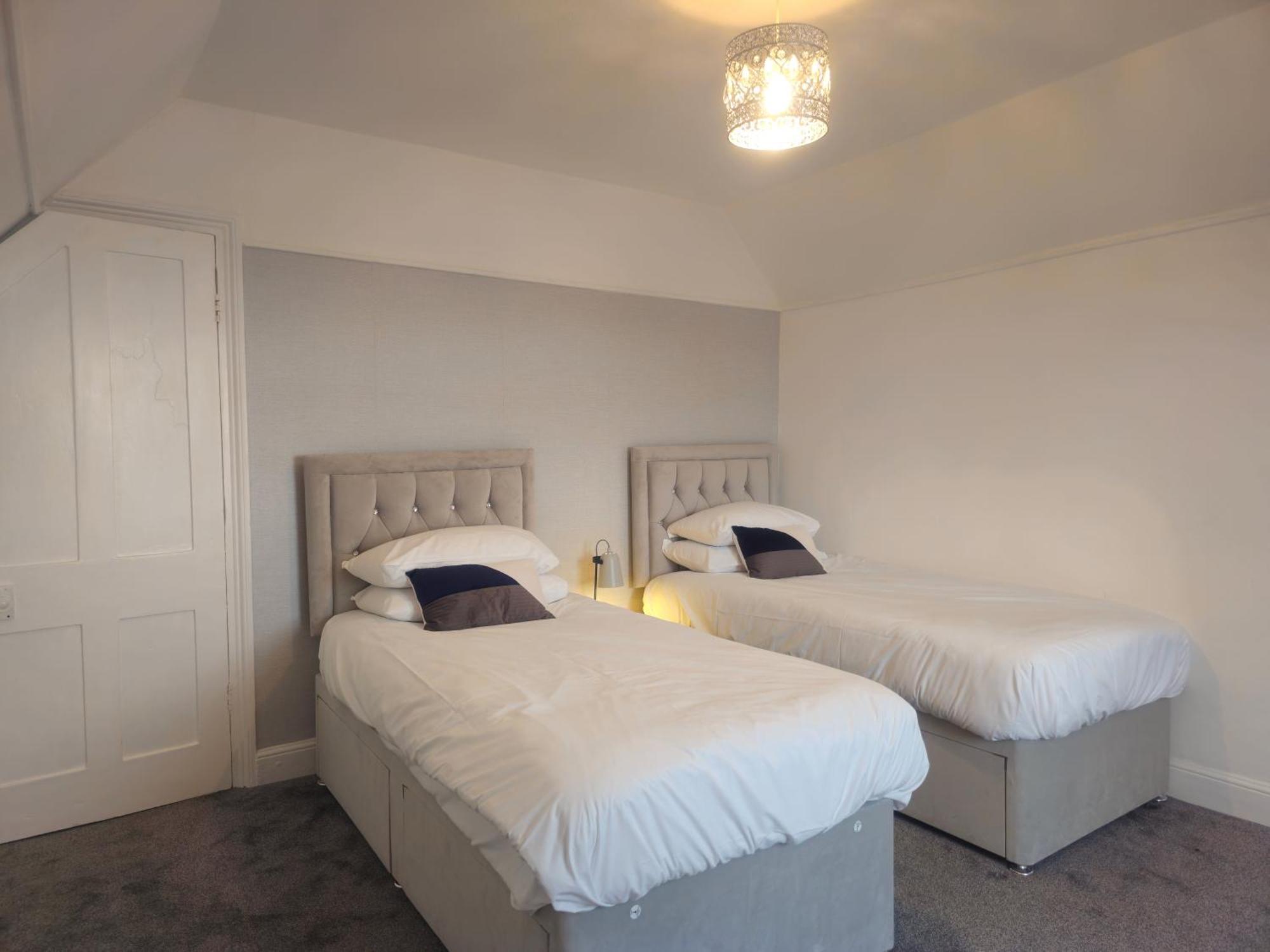 Exquisite 10 Bed Villa Hot Tub And Games Room Barnstaple Exterior foto